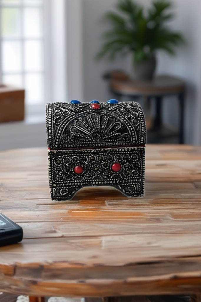Handmade Decorative Jewelry Box – Moroccan Craftsmanship