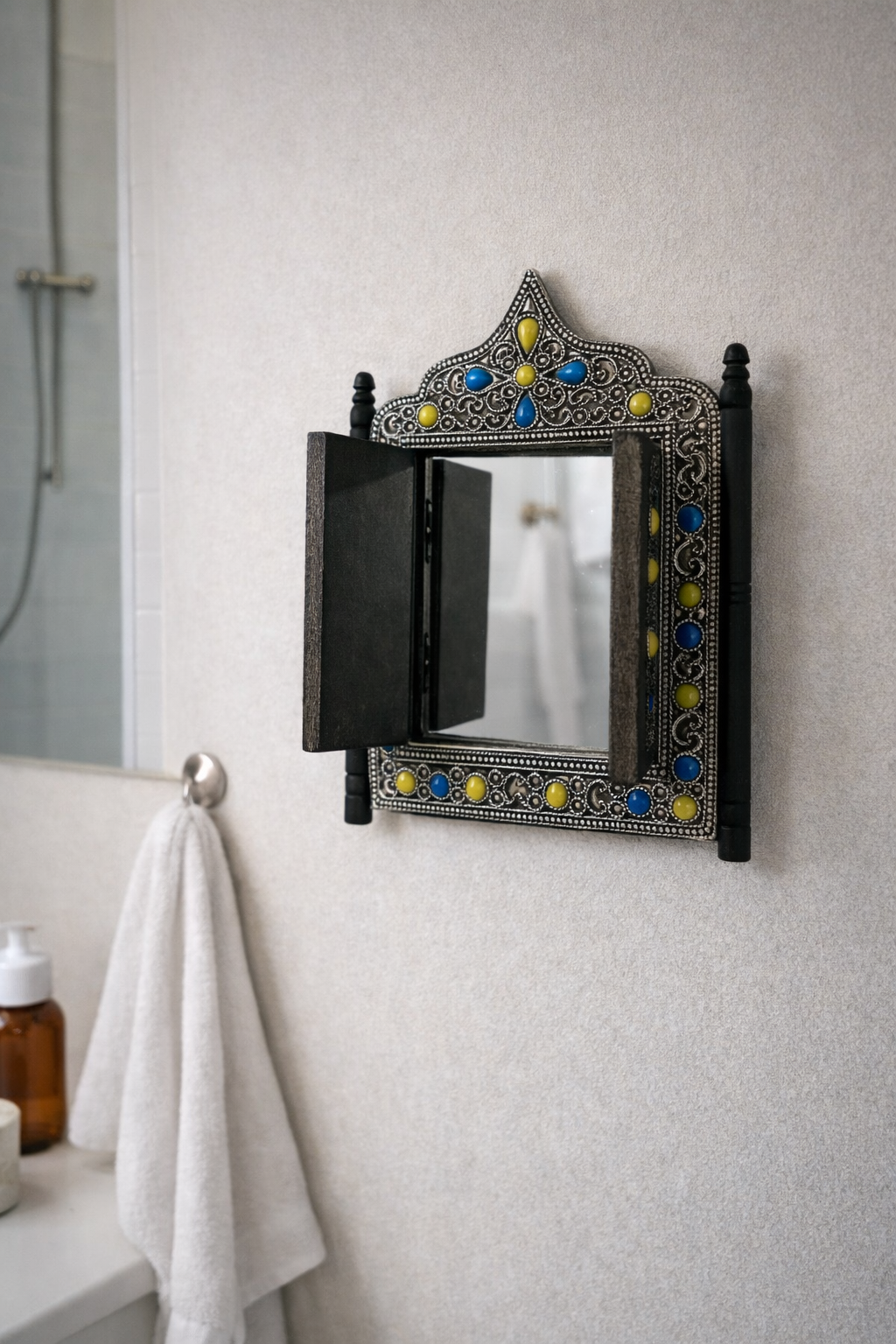 Handmade Decorative Mirror – Artisan Design (Small)